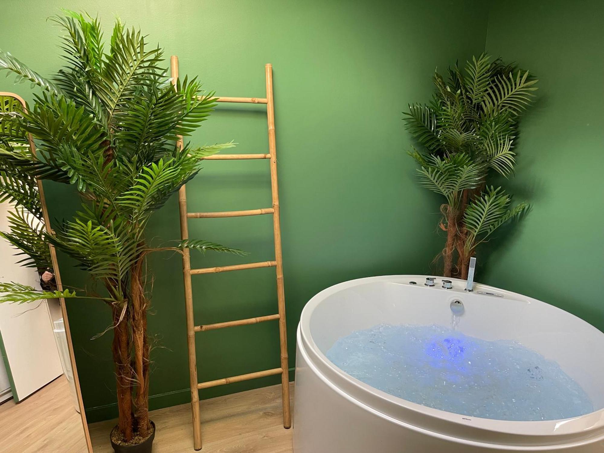 Evasion Exotique - Suite Selva - Jaccuzzi Privatif Amiens Eksteriør bilde